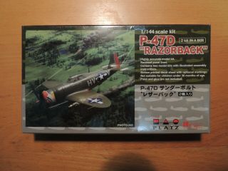 Platz (including 2 Kits) 1/144 P - 47d Thunderbolt `razorback 