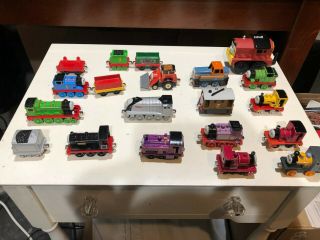 (20) Thomas The Train And Friend Magnetic Train Engines And Cars Kids Toys