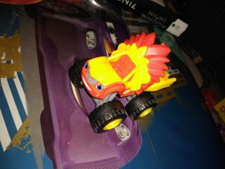 Nickelodeon Wild Wheels Mattel Blaze And The Monster Machines Lion Blaze Truck