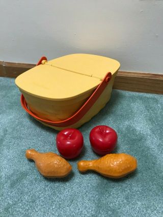 Fisher Price Fun With Food Picnic Basket With 2 Apples & 2 Chicken Legs Vguc