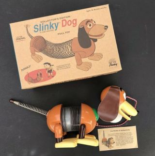 Slinky Dog Collector 