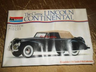 Vintage Monogram 1941 Lincoln Continental Cabriolet Model 1/24