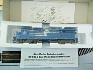 Atlas Master Locomotive Series Ho Dash 8 - 40b 9004 Conrail 5068