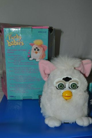 Mini FURBY BABIES 70 - 940 Green Eyes w/ Pink Ears Hasbro 1999 Electronics 2