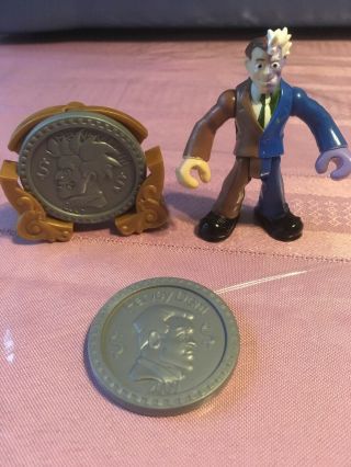 Fisher - Price Imaginext Dc Friends Two - Face Action Figure With Coin