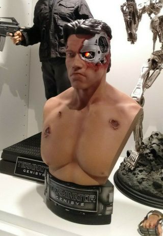 Terminator Genisys 1/2 Bust Statue Battle Damage Chronicle Collectibles 4
