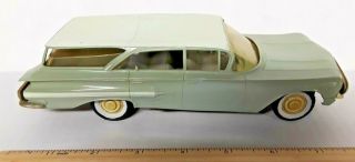 1960 Chevy Nomad Station Wagon 1/25 Scale Dealer Promo Model Friction Car