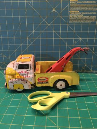 Wyandotte Toys Tow Truck
