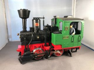 Lgb 2020 2774 G - Scale Steam Locomotive W/ Engineer Train Car Black Red Green