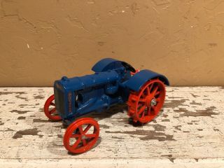 Scale Models 1996 Farm Progress Diecast 1/16 Ford Fordson Blue Tractor On Steel