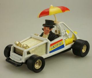 Corgi Toys Penguinmobile 259 Model Car & Umbrella 1966 Pr364