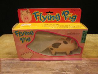Battery Operated Flying Pink Pig Magical Key International Pkg Ages 3,