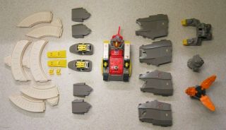 Hasbro 1985 Transformers Autobot Defense Base Omega Supreme (Incomplete) 6
