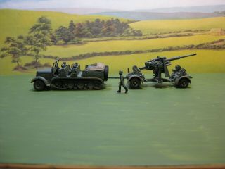 Roco Minitanks: German Wwii 8.  8 Flak Gun & 8t Tractor & Crew.  1:87.