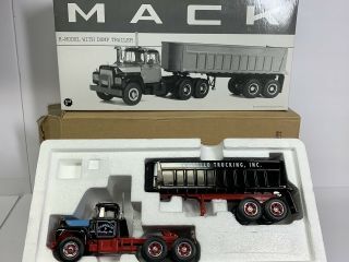 First Gear Mack R - Model Truck W/ Dump Trailer Die - Cast Cappello 1:34 Trucking