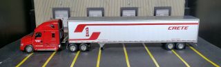 Dcp 1/64 Diecast Promotions 32451 Crete Carrier Co Freightliner Cascadia Dry Van