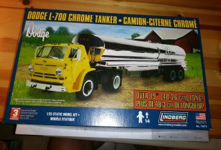 Lindberg 1/25 Dodge L - 700 W/ Chrome Tanker.  Open Box.  All Parts In Factory Bags.