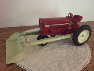 International 544 Tractor W Front Loader 1/16 Scale Made In Usa By Ertl