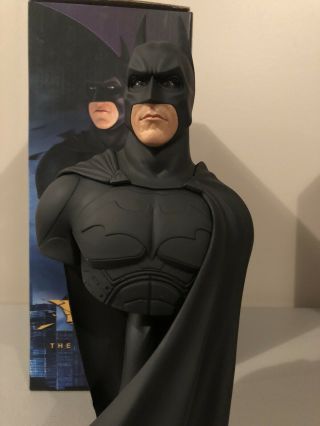 Hot Toys Batman Bust The Dark Knight Dc Comics Joker Gotham Bruce Wayne