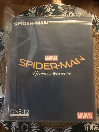 Mezco Toyz One:12 Collective Spider - Man Homecoming Marvel Comics Action Figure