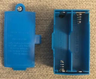 Hasbro Furreal Friends Squawkers Mccaw Parrot Battery Compartment & Cover Only