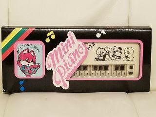 Vintage Mini Piano Toy Made In Taiwan Little Pigs Handheld Child Kids