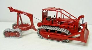 Speccast International Harvester Td - 24 Crawler Tractor W/karry Arch 1:50 Boxed