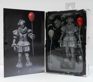 Neca It Pennywise The Clown Etched B&w Figure Sdcc 2019 Exclusive In Hand