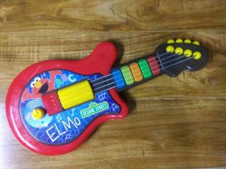 Elmo Guitar Sesame Street Musical Toy Instrument Light - Up Hasbro 2010