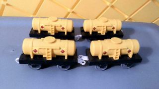Thomas & Friends Trackmaster/ Tomy - - (4) Fuel Tank Cars
