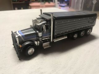 1/64 Dcp Custom Dump Truck