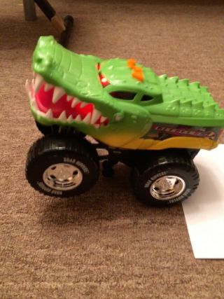 Crocodile Monster Truck Winroth Racing Road Rippers Wheelies Light Sound Action