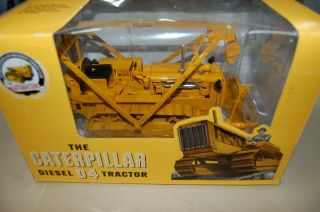 Speccast 1:16 Caterpillar D4 Diesel Tractor With Bulldozer And Winch