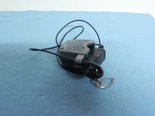 2000 Tiger Electronics Hit Clips Music Player with 3 Micro Tracks (Parts Only) 3