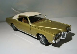 1969 Pontiac Grand Prix Sj 428 - Ertl Limited 1:18 Diecast - Harvest Gold