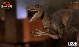 Iron Studio Jurassic Park 1/10 Scale Velociraptor Attack Art Resin Statue