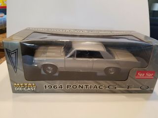 Sun Star 1964 Pontiac Gto 1/18 Scale - Sliver