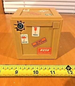Vintage 1997 Sky Kids Let Me Out Of Here Electronic Talking Vibrating Box Crate
