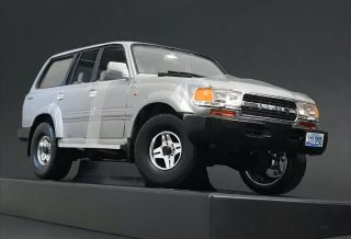 1993 Toyota Land Cruiser HDJ81 VX Silver 1/18 Kodeblake Customs 3
