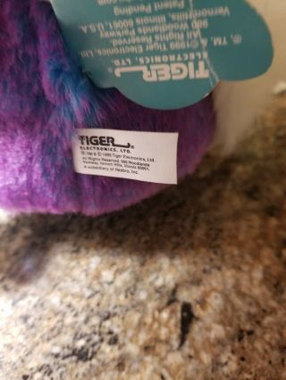 1999 Furby (Tiger) Baby with tags.  colors.  but Doesnt Talk 5