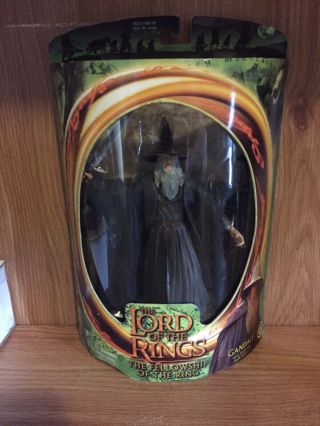 Lord Of The Rings Fellowship Of The Ring Gandalf With Light - Up Staff Action