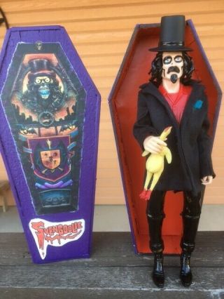 SVENGOOLIE 1/6 Scale Action Figure Johnny West body and Wood Coffin see photos 2