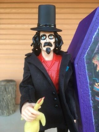 SVENGOOLIE 1/6 Scale Action Figure Johnny West body and Wood Coffin see photos 5
