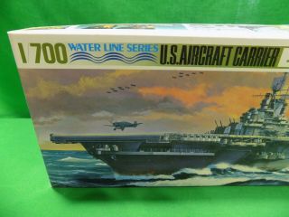 Hasegawa 1/700 WWII US Navy Aircraft Carrier USS Essex Kit 108 opened 2