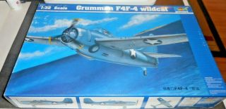 Trumpeter 1/32 02223 Grumman F4f - 4 Wildcat