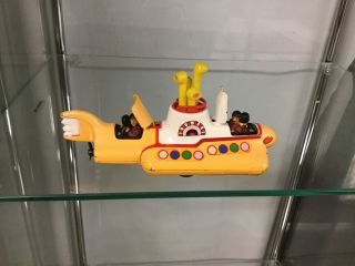 Corgi Toys - 803 Beatles Yellow Submarine 2