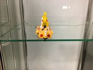 Corgi Toys - 803 Beatles Yellow Submarine 4