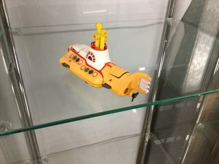 Corgi Toys - 803 Beatles Yellow Submarine 5