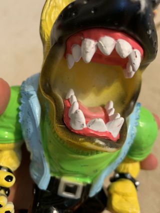 Sugar Tooth Muscle Mutts Action Figure Toy 1995 Street Wise Sharks 7