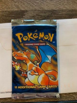 Charizard Pokemon Base Set - 1999 - UNWEIGHED BOOSTER PACKS 2